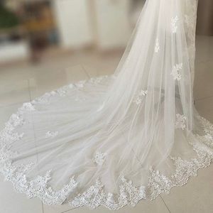 Detachable Skirt/Train with Lace/Tulle Overskirts